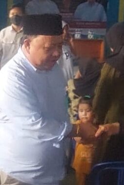 Emak-emak Rela Hujan-hujanan Hadiri Kampanye MP di Pilanjau