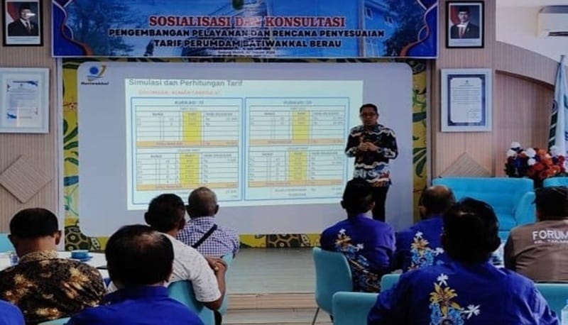 Sosialisasi dan konsultasi pengembangan pelayanan dan penyesuaian tarif air bersih Prumda Batiwakkal