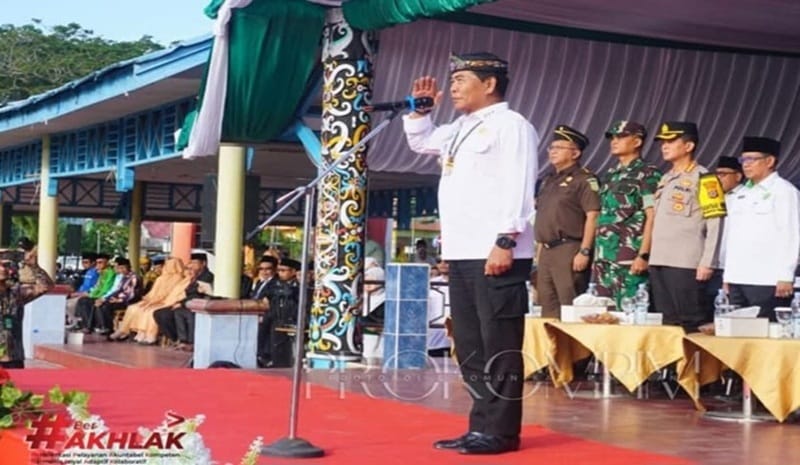 Upacara Hari Amal Bhakti Kementerian Agama (Kemenag) ke 79 Tahun 2025 dipimpin Gubernur Kalimantan Utara, H. Zainal Arifin Paliwang,  di Lapangan Agathis, Tanjung Selor