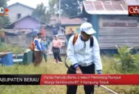 Warga Sambarata Kampung Tasuk RT.05 , Dapil II, terima bantuan dua mesin potong rumput dari Legislator Partai Perindo, Agus Uriansyah