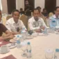 Rapat pleno dihadiri jajaran Forum Koordinasi Pimpinan Daerah (Forkopimda), kepala Organisasi Perangkat Daerah (OPD), perwakilan partai politik pengusung, simpatisan, serta tamu undangan lainnya, Rabu 26/02/25