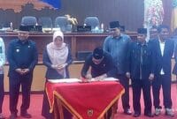 Penyampaian pendapat akhir Fraksi terhadap empat Rancangan Peraturan Daerah