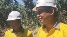 Staf KTT PT SBE tinjau lokasi Sungai Daluman di Pegat Bukur, Kecamatan Sambaliung, Berau. Bersama Warga, Ketua RT 01 Pegat Bukur di hadiri pihak DLH Berau dan sejumlah pihak terkait lain kemain lalu. Foto: (Ipl)