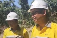 Staf KTT PT SBE tinjau lokasi Sungai Daluman di Pegat Bukur, Kecamatan Sambaliung, Berau. Bersama Warga, Ketua RT 01 Pegat Bukur di hadiri pihak DLH Berau dan sejumlah pihak terkait lain kemain lalu. Foto: (Ipl)