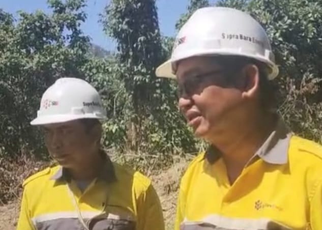 Staf KTT PT SBE tinjau lokasi Sungai Daluman di Pegat Bukur, Kecamatan Sambaliung, Berau. Bersama Warga, Ketua RT 01 Pegat Bukur di hadiri pihak DLH Berau dan sejumlah pihak terkait lain kemain lalu. Foto: (Ipl)