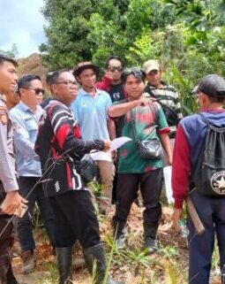 DRAMA SPPT DESA KUJAU Kades Tolak Tanda Tangan, Warga Protes!