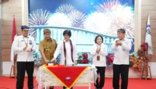 Wakil BPKP RI Agustina Arumsari (tiga dari kanan) meresmikan Gedung Kantor Perwakilan BPKP Kaltara di Jalan Poros Bulungan KM 2. (DKISP KALTARA)