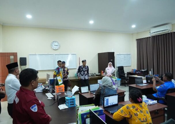 Sekprov Kaltara Denny Harianto meninjau Dinkes Kaltara