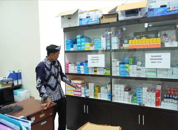 Sekprov Kaltara Denny Harianto meninjau Dinkes Kaltara