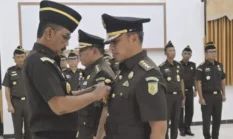 Kajati Kaltara Lantik Asintel dan Aspidum Kejati Kaltara, Ini Pesan Tegasnya