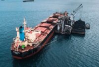 BASTIAN ; Alat dan fasilitas pendukung merupakan bagian integral dari Pembangunan Pelabuhan. "Kajian AMDAL tidak hanya fokus pada aspek lingkungan semata, tetapi juga harus mencakup kelengkapan serta Kesesuaian Peralatan dan fasilitas yang akan digunakan,"