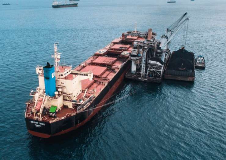 BASTIAN ; Alat dan fasilitas pendukung merupakan bagian integral dari Pembangunan Pelabuhan. 