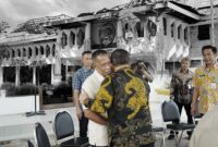 Wagub Kaltara Ingkong Ala meninjau kondisi Kantor Bupati Bulungan pascakebakaran di Tanjung Selor, Kamis (21/5/2026).
